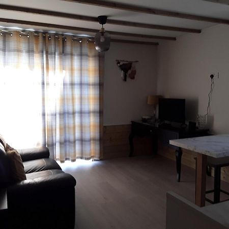 The Lodge Guesthouse Brittas Luaran gambar